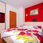 And Dea Adults Only Maison d'hôtes 4*
