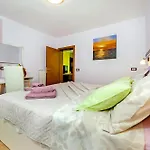 And Dea Adults Only Maison d'hôtes 4*
