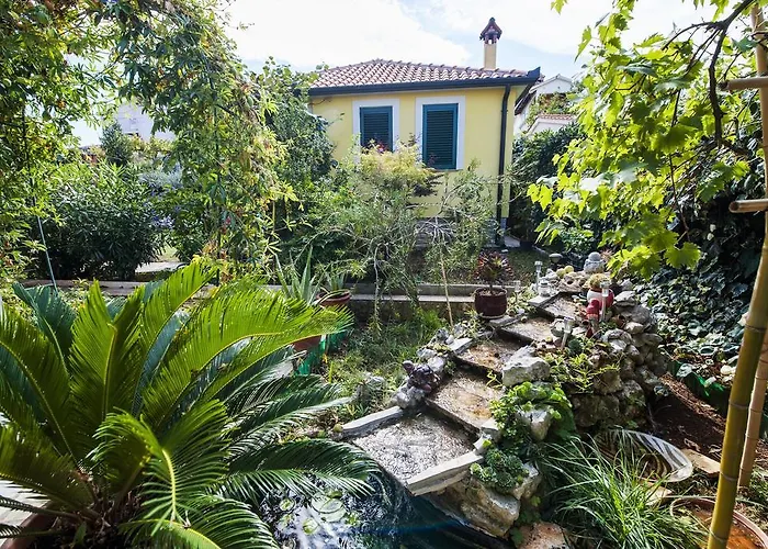 Pensión And Dea Adults Only 4*